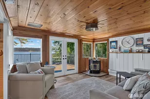 3365 Shoreline Dr, Camano Island, WA 98282 - Photo 17
