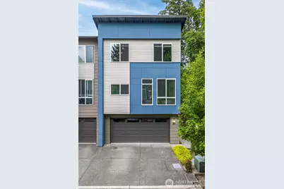 16201 Meadow Road #E4, Lynnwood, WA 98087 - Photo 1