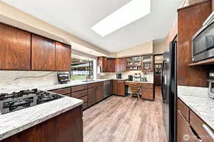 19140 NE 159th St, Woodinville, WA 98272 - Photo 11