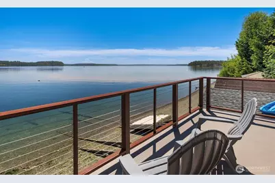 9946 Johnson Point Road NE, Olympia, WA 98516 - Photo 23