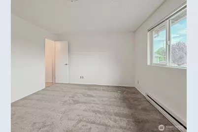 136 McKean Court, Enumclaw, WA 98022 - Photo 13