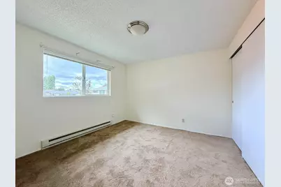 136 McKean Court, Enumclaw, WA 98022 - Photo 9