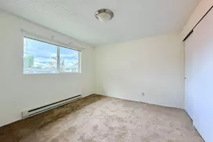 136 McKean Ct, Enumclaw, WA 98022 - Photo 9