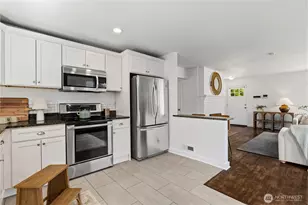 4820 N 29th St, Tacoma, WA 98407 - Photo 9