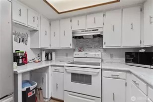 1306 Greenwood Ln, Centralia, WA 98531 - Photo 13