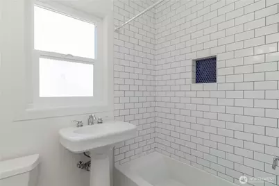 617 Burnett Avenue S, Renton, WA 98057 - Photo 23