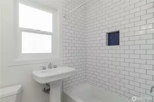 617 Burnett Ave S, Renton, WA 98057 - Photo 23