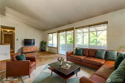 105 156th Avenue NE, Bellevue, WA 98007 - Photo 7