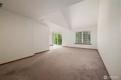 2312 E Division Street #B, Mount Vernon, WA 98274 - Photo 5