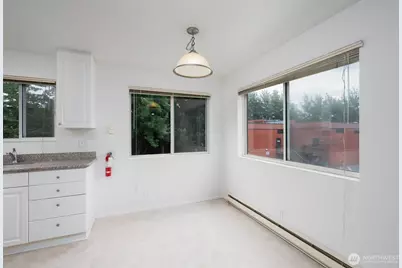 34 W Cremona Street, Seattle, WA 98119 - Photo 13