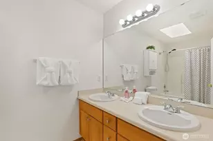 10714 185th Ave E, Bonney Lake, WA 98391 - Photo 27