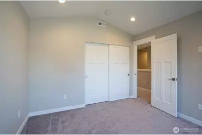 8821 S L Street, Tacoma, WA 98444 - Photo 17