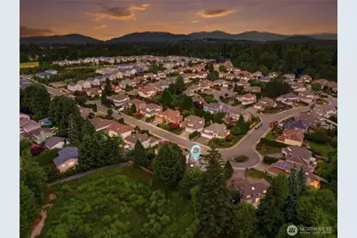 18719 136th Place SE, Renton, WA 98058 - Photo 35
