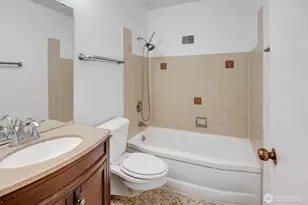 507 W Mercer St, Seattle, WA 98119 - Photo 23