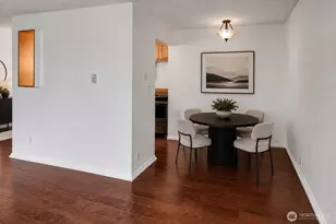507 W Mercer St, Seattle, WA 98119 - Photo 13