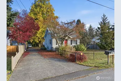 7807 Grant Drive, Everett, WA 98203 - Photo 1
