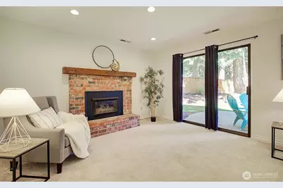 22014 NE 13th Place, Sammamish, WA 98074 - Photo 13
