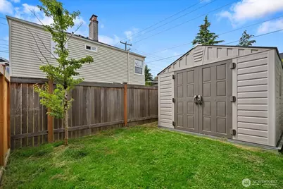 3903 SW Dakota Street, Seattle, WA 98116 - Photo 35