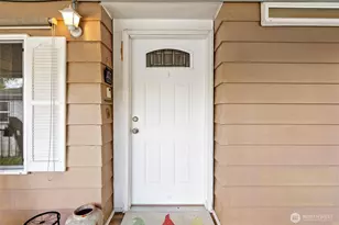 9211 13th St SE, Lake Stevens, WA 98258 - Photo 3
