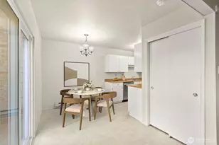 12240 SE 60th St, Bellevue, WA 98006 - Photo 5