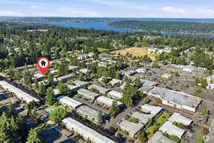 12240 SE 60th St, Bellevue, WA 98006 - Photo 31