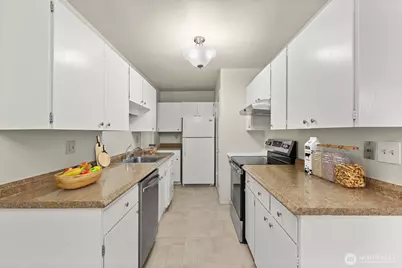 12240 SE 60th Street #43, Bellevue, WA 98006 - Photo 7