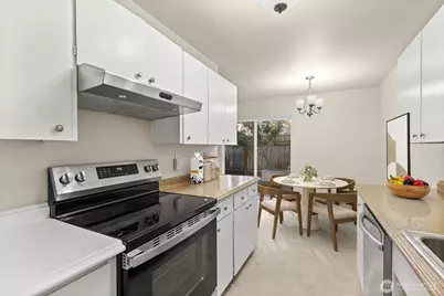12240 SE 60th Street #43, Bellevue, WA 98006 - Photo 11