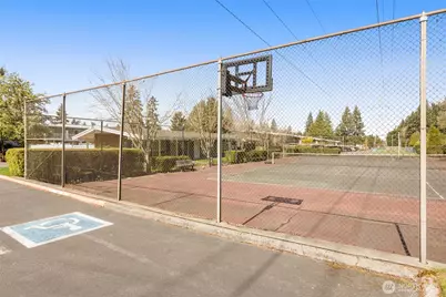 12240 SE 60th Street #43, Bellevue, WA 98006 - Photo 27