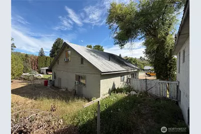 309 E 7th Street, Tonasket, WA 98855 - Photo 11