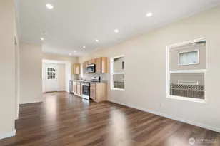610 E 7th St, Port Angeles, WA 98362 - Photo 11