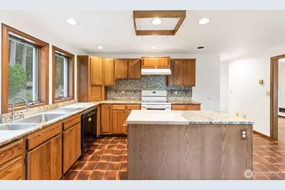 10500 SW Wicks Lake Rd, Port Orchard, WA 98367 - Photo 7