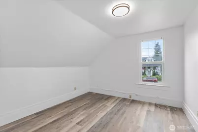 2307 Rockefeller, Everett, WA 98201 - Photo 11
