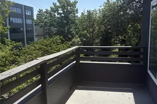 612 Prospect St, Seattle, WA 98109 - Photo 13