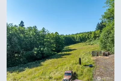 461 Kjesbu Road, Silver Creek, WA 98585 - Photo 9