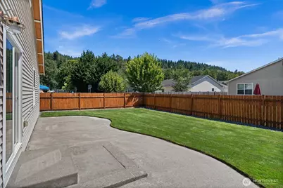 212 Mazza Street NE, Orting, WA 98360 - Photo 23