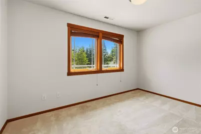 30217 Retreat Kanaskat Road SE, Ravensdale, WA 98051 - Photo 25