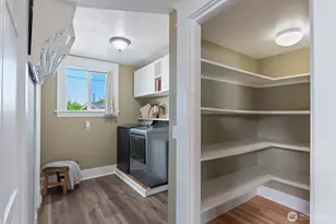 1118 4th St, Anacortes, WA 98221 - Photo 9