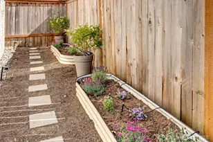 15917 SE 48th Dr, Bellevue, WA 98006 - Photo 37
