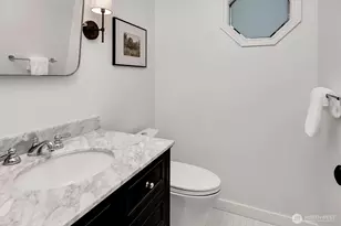 15917 SE 48th Dr, Bellevue, WA 98006 - Photo 21