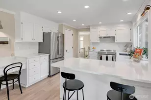 15917 SE 48th Dr, Bellevue, WA 98006 - Photo 13
