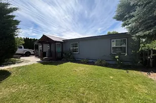 1640 SE 3rd St, East Wenatchee, WA 98802 - Photo 1