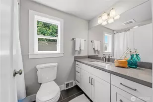 521 NE 85th, Seattle, WA 98115 - Photo 21