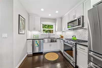 521 NE 85th, Seattle, WA 98115 - Photo 13