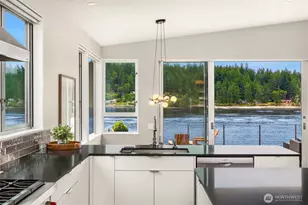 3154 Point White Dr NE, Bainbridge Island, WA 98110 - Photo 13