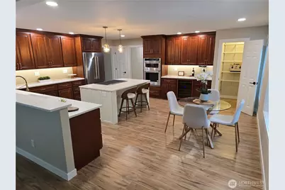 31207 W Lake Morton Drive SE, Kent, WA 98042 - Photo 5