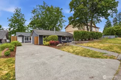 851 Pierce Avenue NE, Renton, WA 98056 - Photo 1