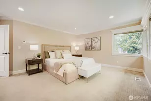 13042 NE 8th St, Bellevue, WA 98005 - Photo 23