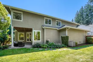 13042 NE 8th St, Bellevue, WA 98005 - Photo 37