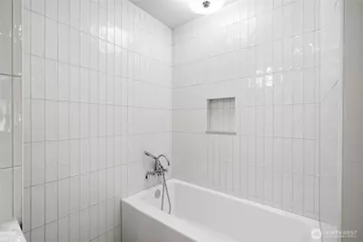 17432 Bothell Way NE #B-307, Bothell, WA 98011 - Photo 15