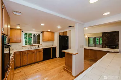 8565 Phillips Road SE, Port Orchard, WA 98367 - Photo 21